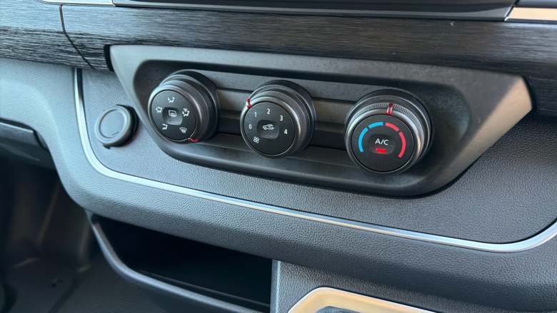 Renault Trafic Lwb Diesel LL30 Blue dCi 150 Extra [Safety] Van